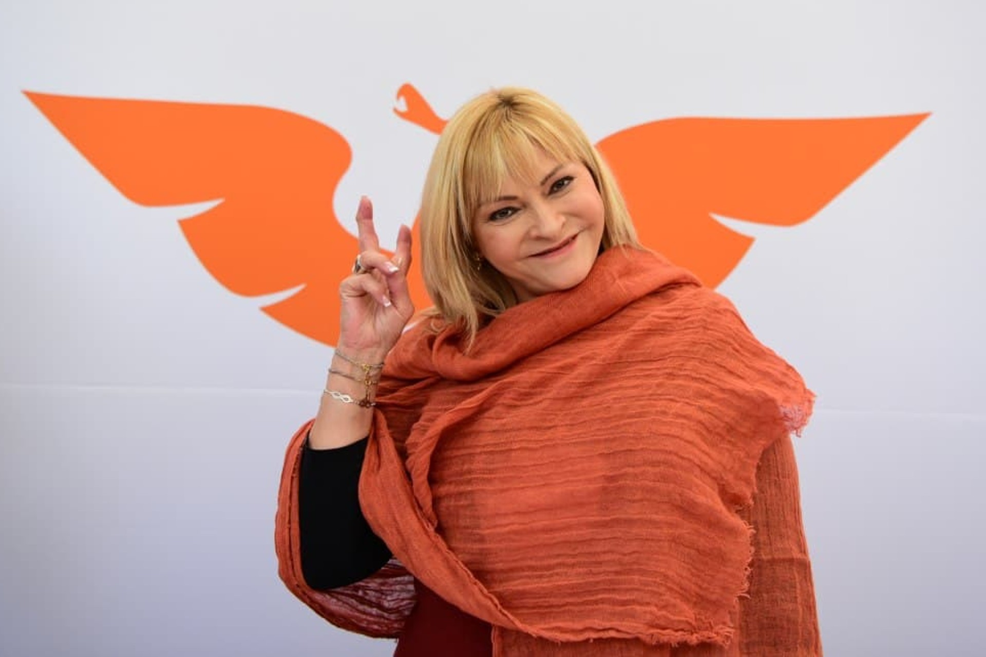 Rocío Banquells abandona a bancada del PRD y se suma a Movimiento Ciudadano Rocío Banquells abandona a bancada del PRD y se suma a Movimiento Ciudadano