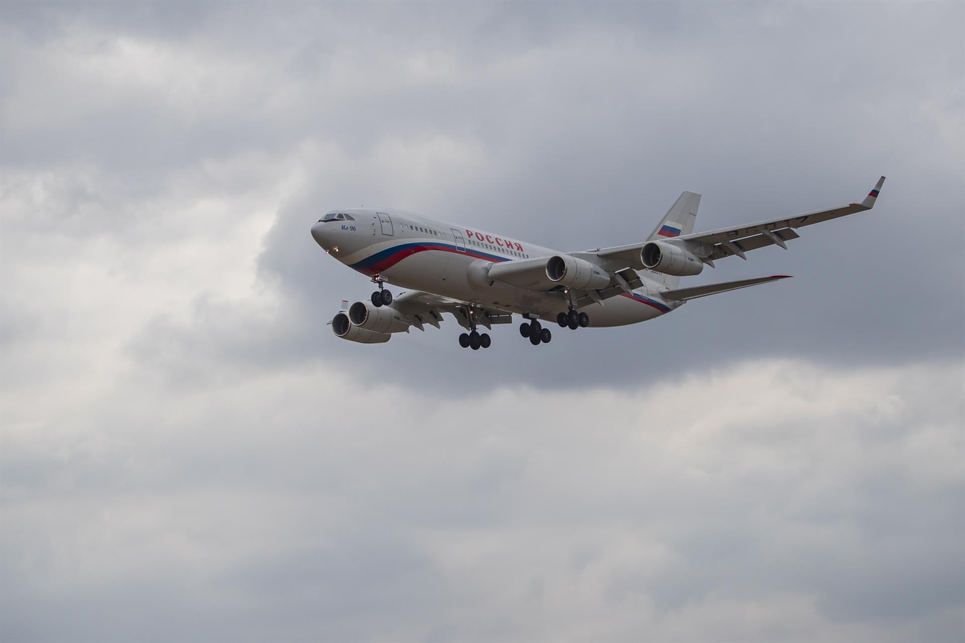 Rusia cierra su espacio aéreo a 36 países europeos y Canadá