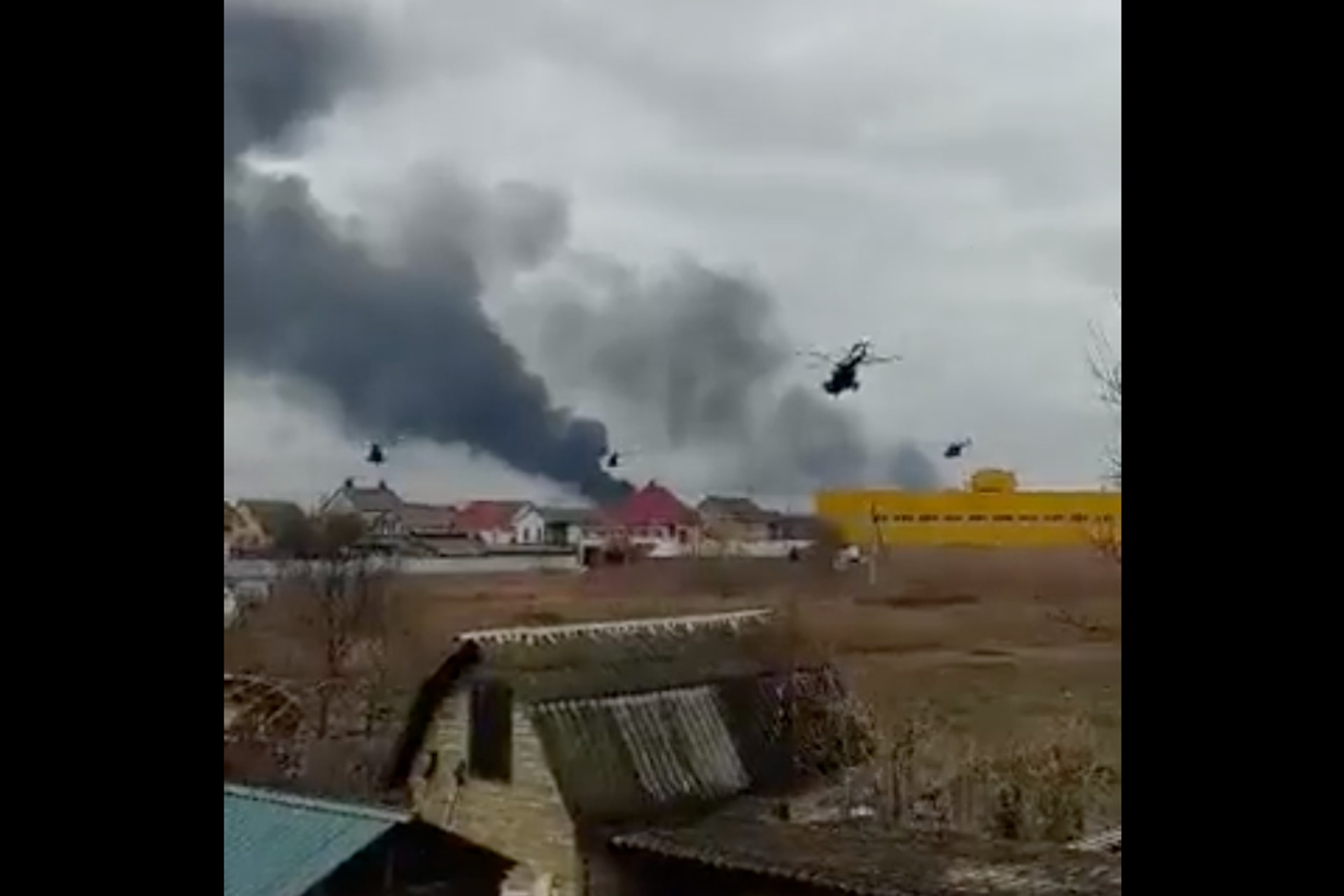 Zelenski asegura que Rusia tomó el aeródromo de Hostomel, cerca de Kiev Zelenski asegura que Rusia tomó el aeródromo de Hostomel, cerca de Kiev