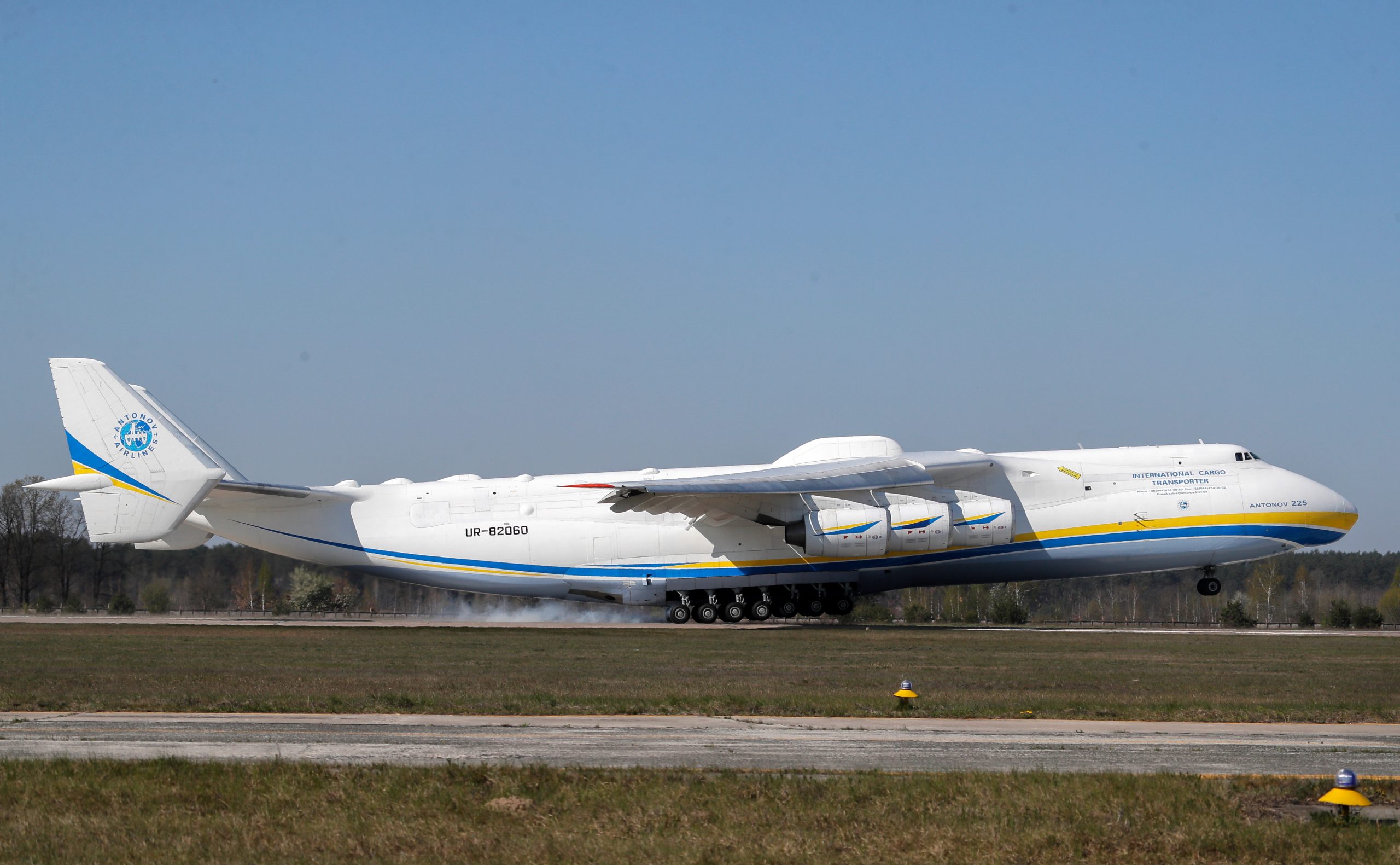 Ucrania cierra su espacio aéreo por una posible confrontación con Rusia