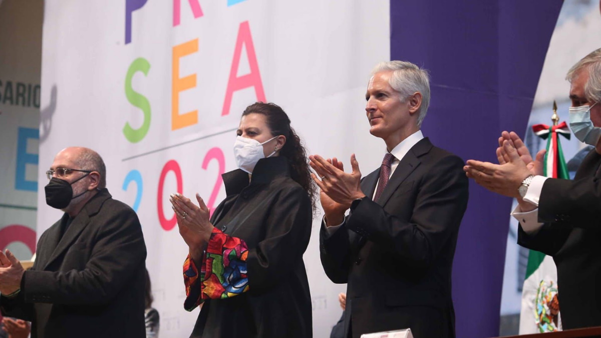 “Ante los desafíos, el Estado de México nunca se rinde”: Alfredo del Mazo “Ante los desafíos, el Estado de México nunca se rinde”: Alfredo del Mazo