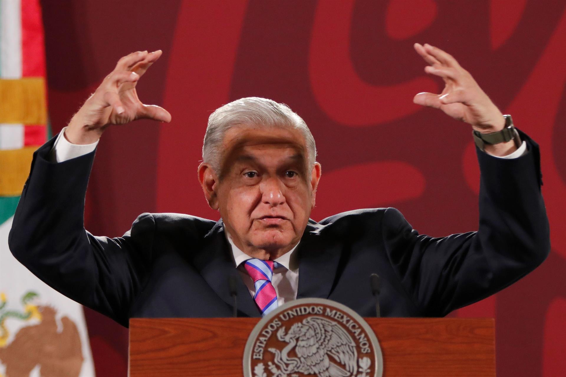 AMLO acusa espionaje de grupo opositor; “son capaces de todo”, dijo