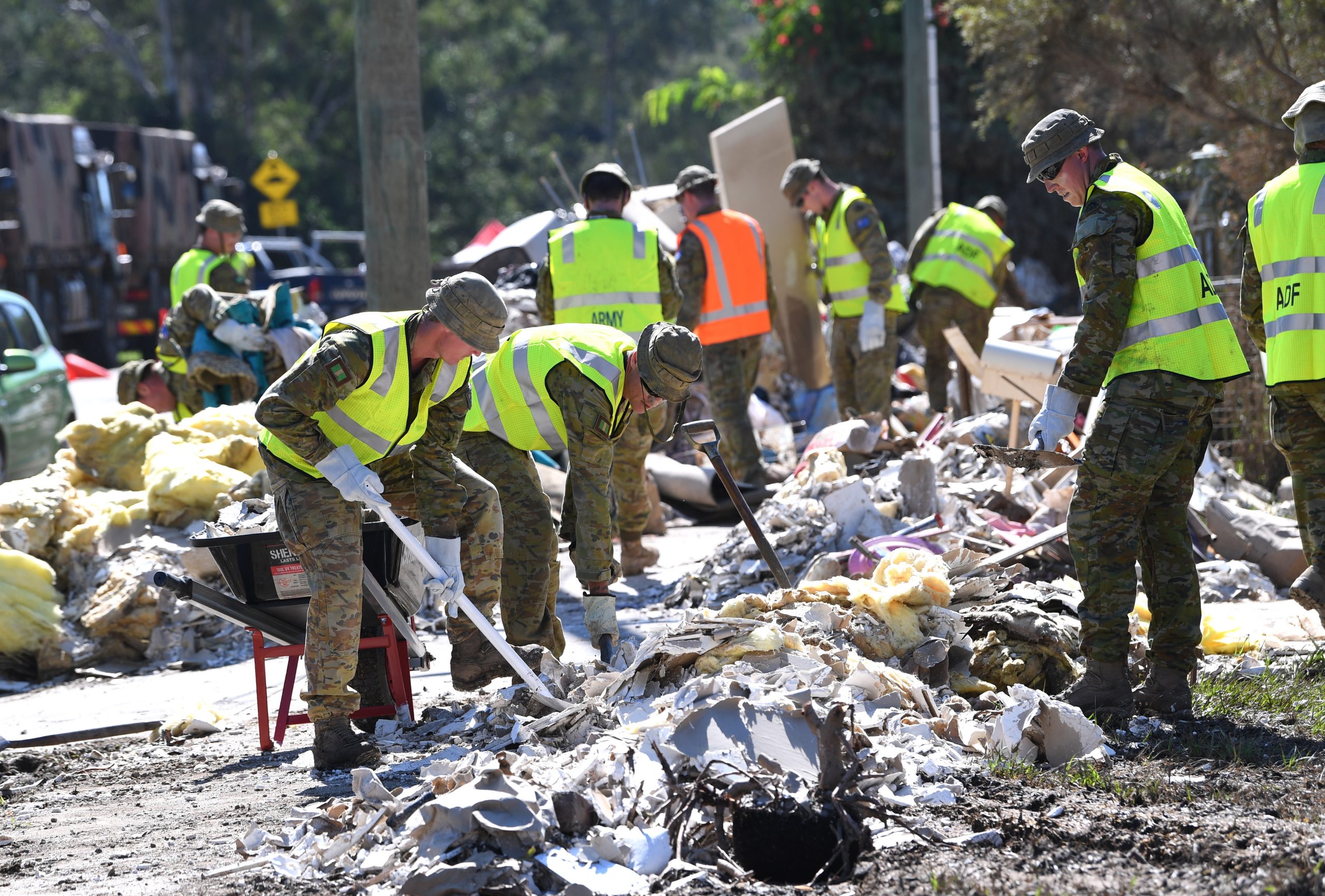 Inundaciones obligan a desalojar a 80 mil personas en Australia