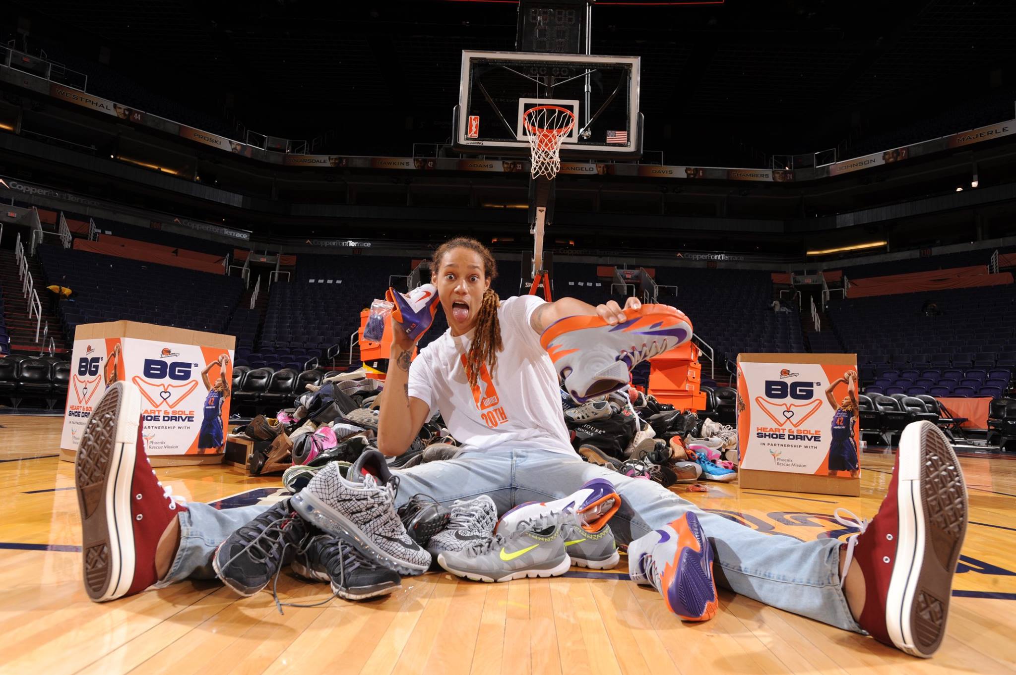 Brittney Griner, figura de la WNBA, fue detenida en Rusia: New York Times