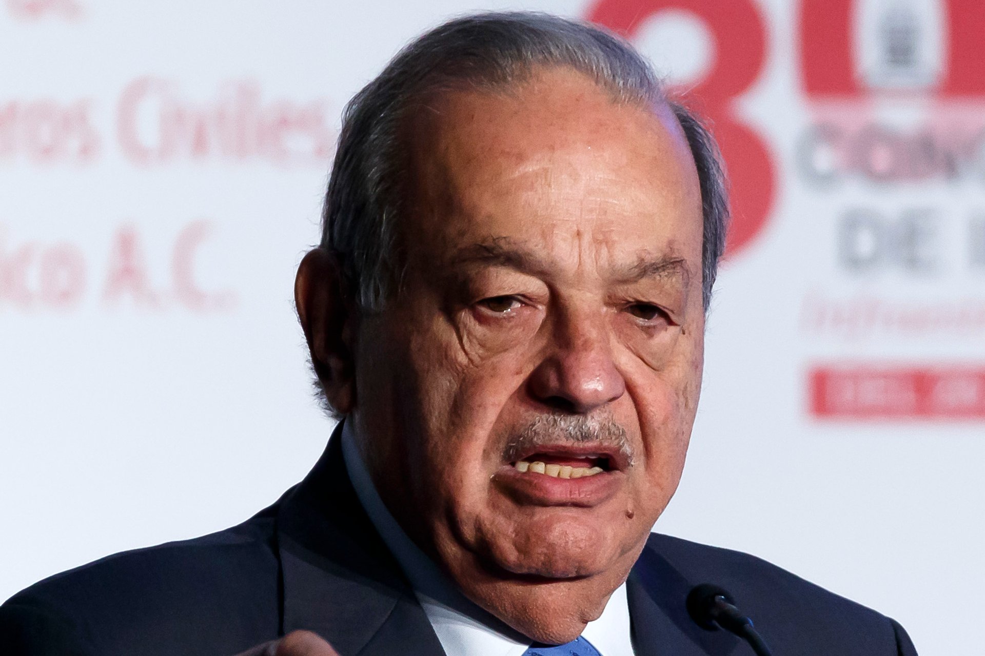 Slim ve “gran oportunidad” en México y pide no confrontar al Gobierno Slim ve “gran oportunidad” en México y pide no confrontar al Gobierno