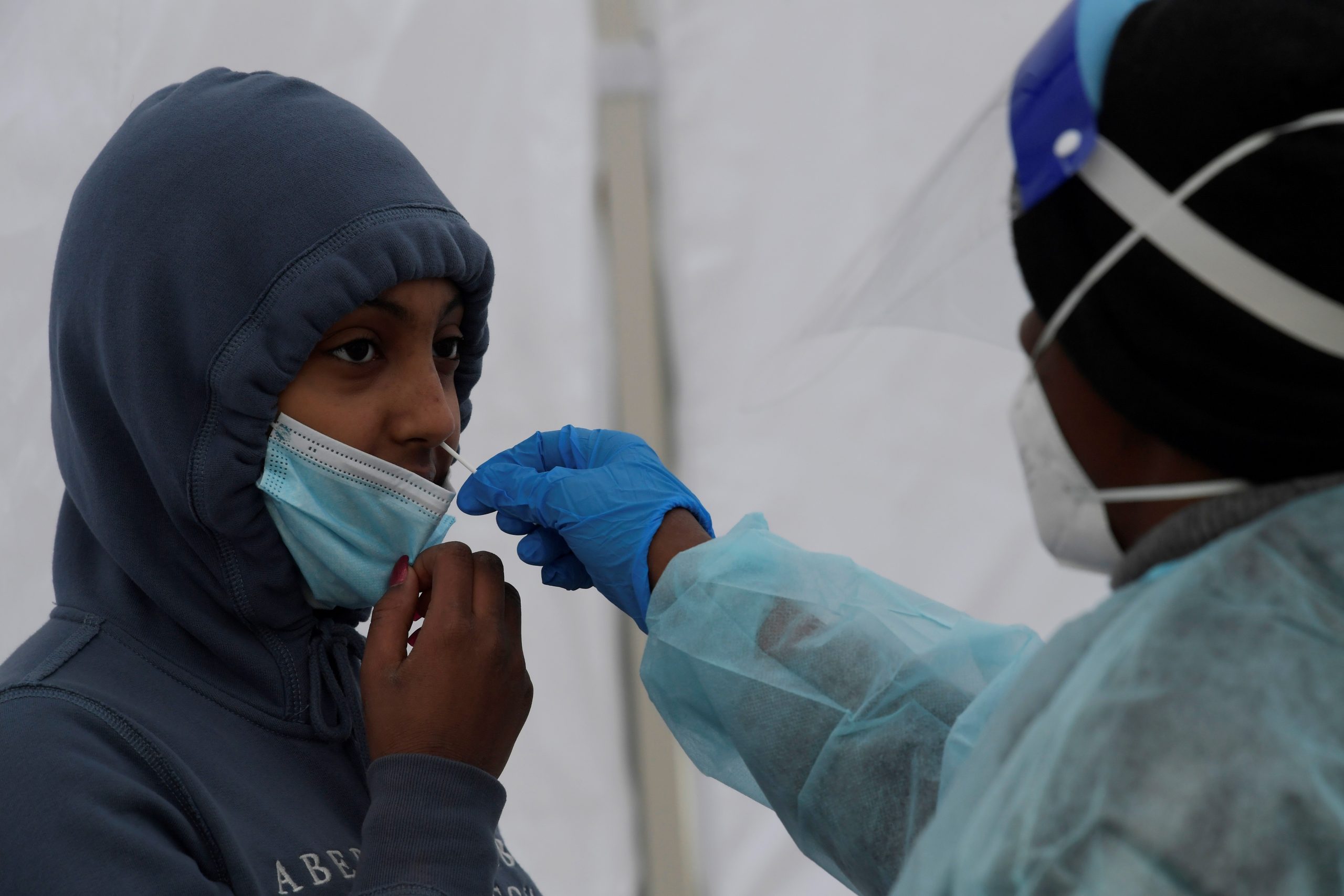 Variante ómicron BA.2, responsable de más de la mitad de casos en EE.UU.