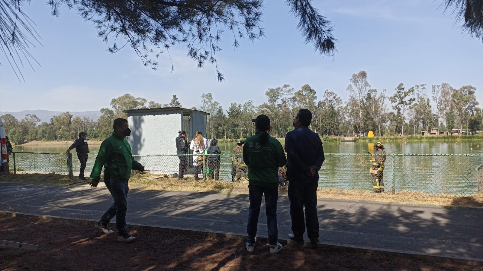 Localizan cuerpo flotando en la pista de canotaje de Cuemanco