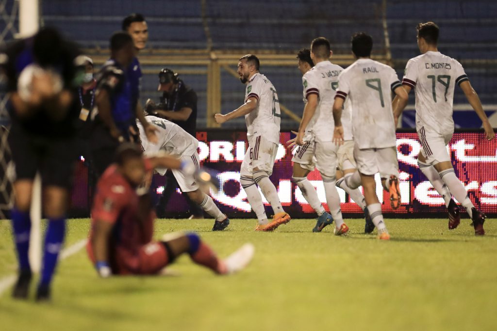 Concacaf definida: Canadá, EE.UU. y México al Mundial, Costa Rica a la repesca - edson-alvarez-matricula-a-mexico-en-el-mundial-de-catar-2-1024x683