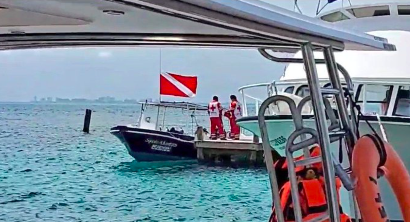 Mueren dos turistas en Isla Mujeres mientras hacían snorkel