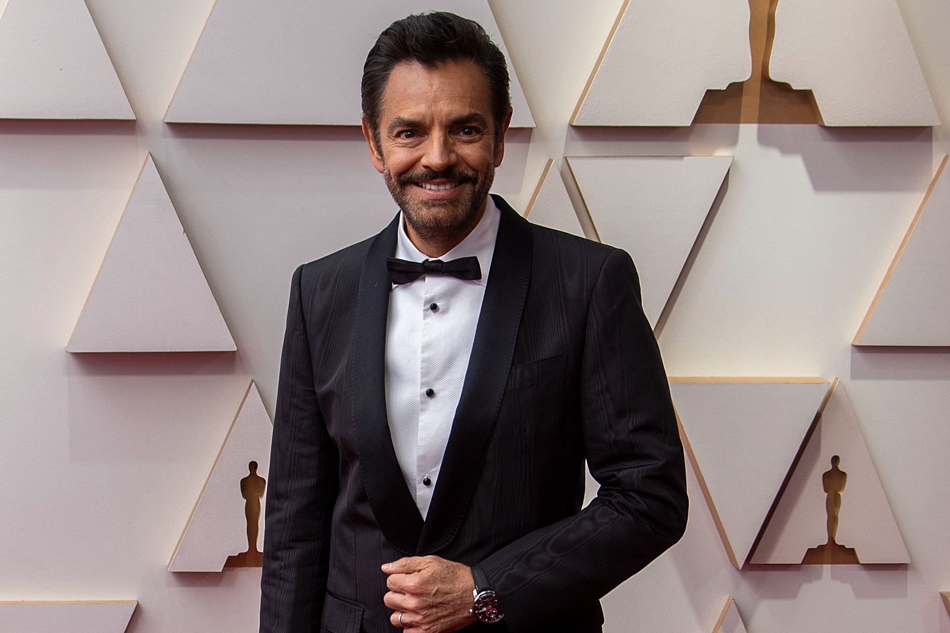 AMLO no felicita a Eugenio Derbez por Óscar, pero sí le reclama por Tren Maya AMLO no felicita a Eugenio Derbez por Óscar, pero sí le reclama por Tren Maya