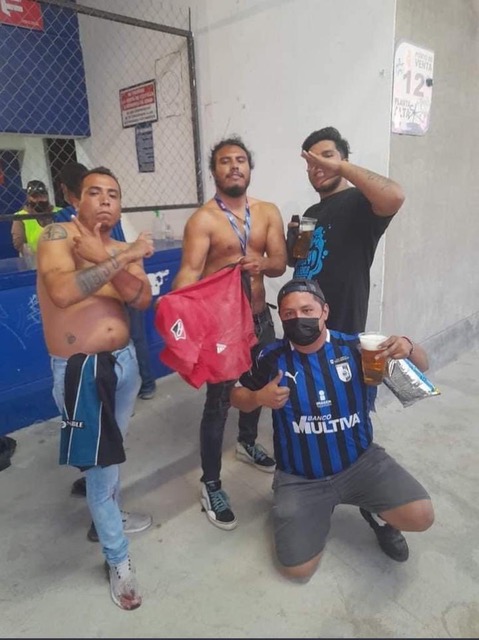 Con la punta del pie - img-8501