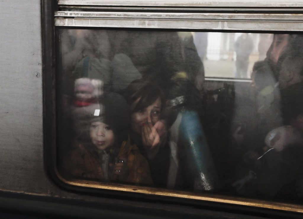 Kiev se desangra con un éxodo masivo al oeste - kiev-exodo-guerra-ucrania-2-1024x740