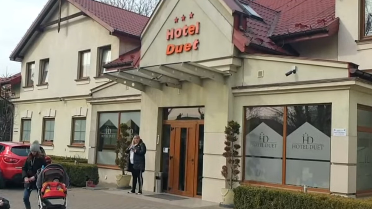 Un pequeño hotel polaco, “embajada” humanitaria para refugiados ucranianos