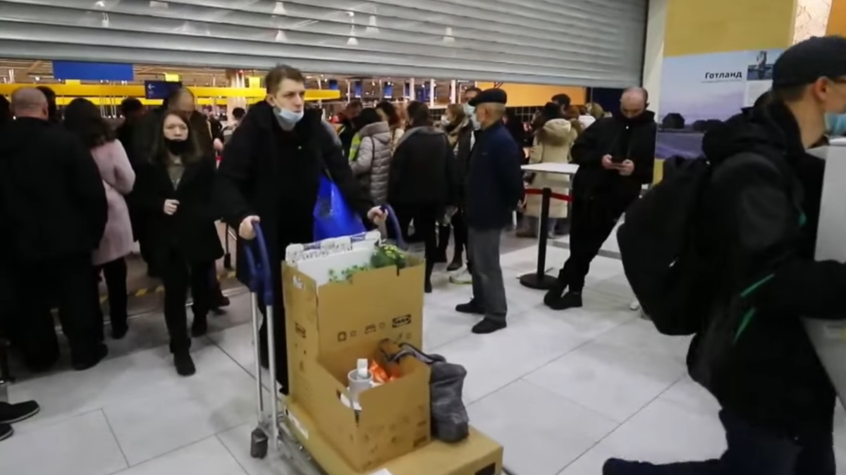 IKEA suspende de forma temporal sus operaciones en Rusia y Bielorrusia