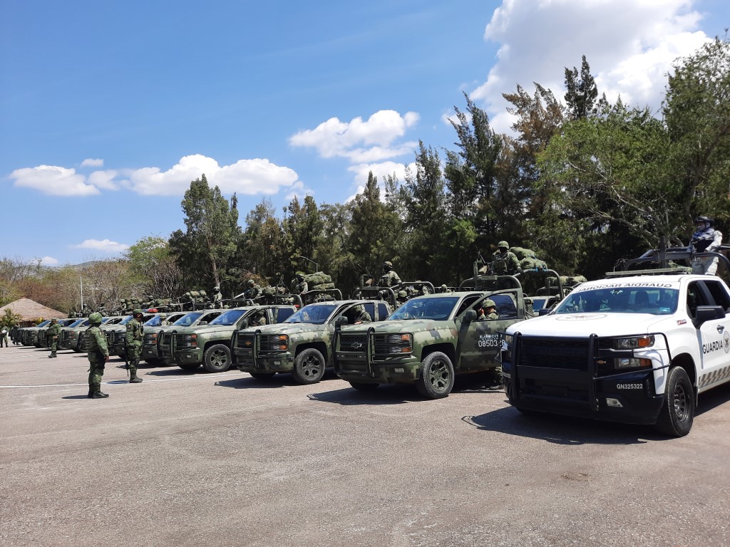 #Video Arriban 150 elementos del Ejército a Chilpancingo #Video Arriban 150 elementos del Ejército a Chilpancingo
