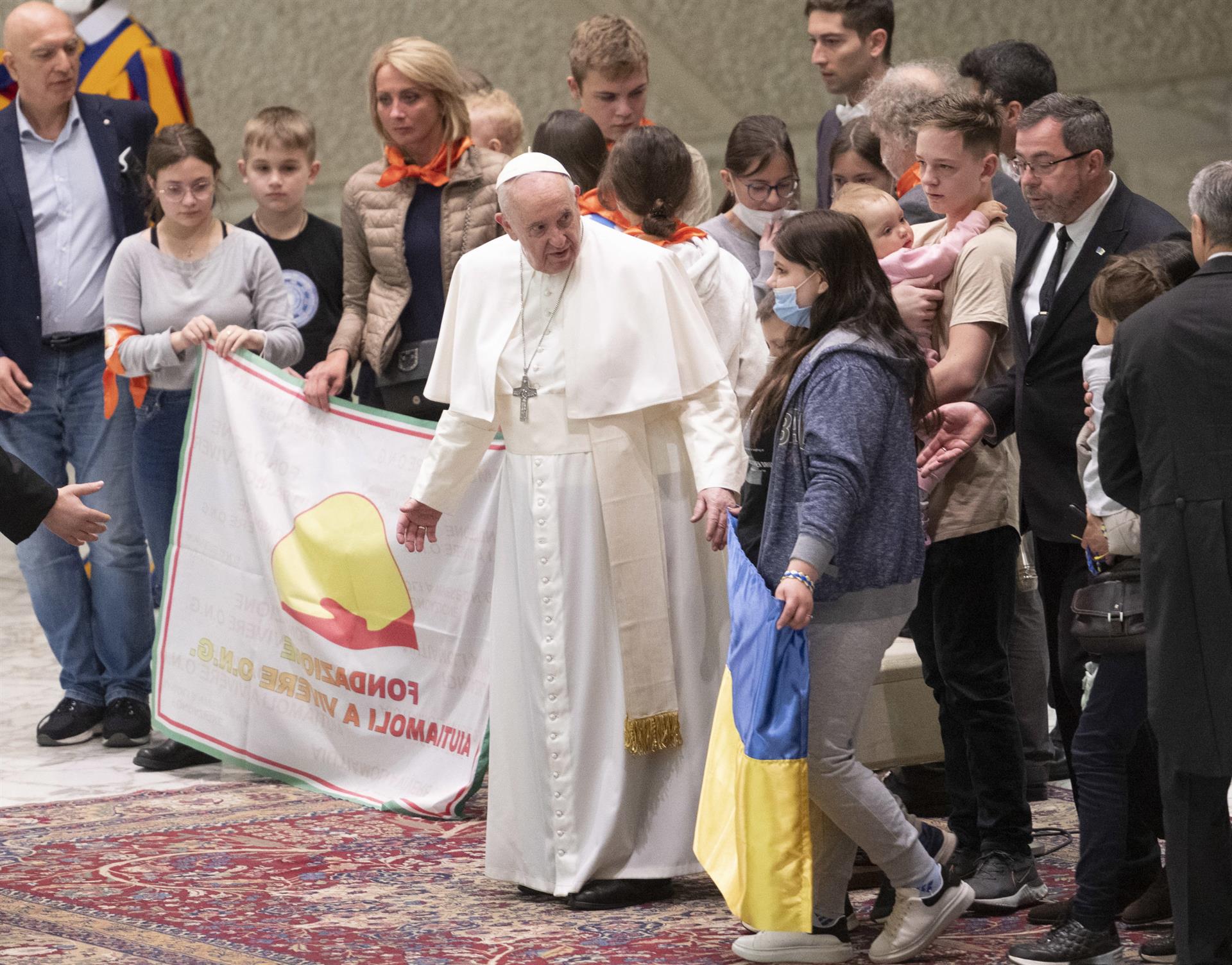 Papa Francisco vuelve a pedir que cese la ‘monstruosidad’ de la guerra en Ucrania