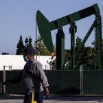 EE.UU. emite licencia para permitir a sus empresas explotar y comerciar petróleo venezolano