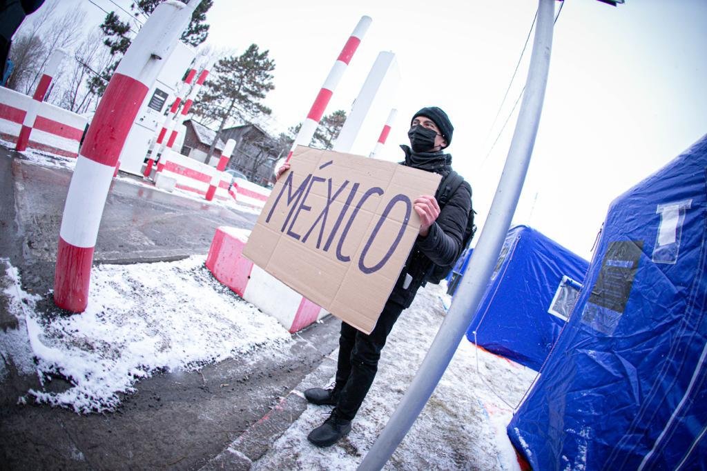 Mexicanos que salieron de Ucrania pernoctarán en Bucarest; mañana serán repatriados en avión de la FAM Mexicanos que salieron de Ucrania pernoctarán en Bucarest; mañana serán repatriados en avión de la FAM