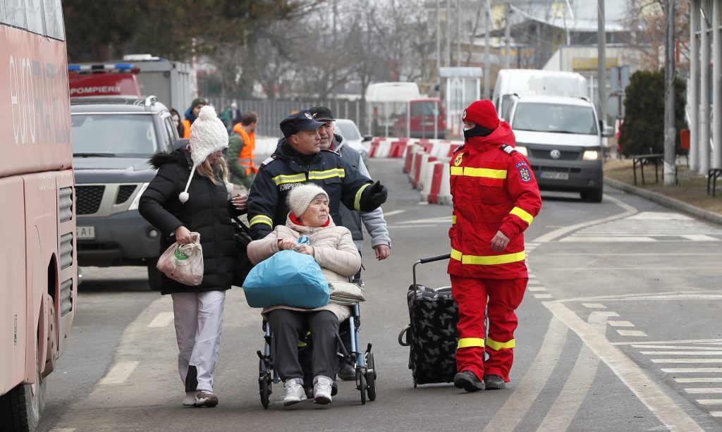Rumanía y Moldavia pausan sus problemas y se movilizan por los refugiados - rumania-y-moldavia-ucranianos-refugiados-1024x613