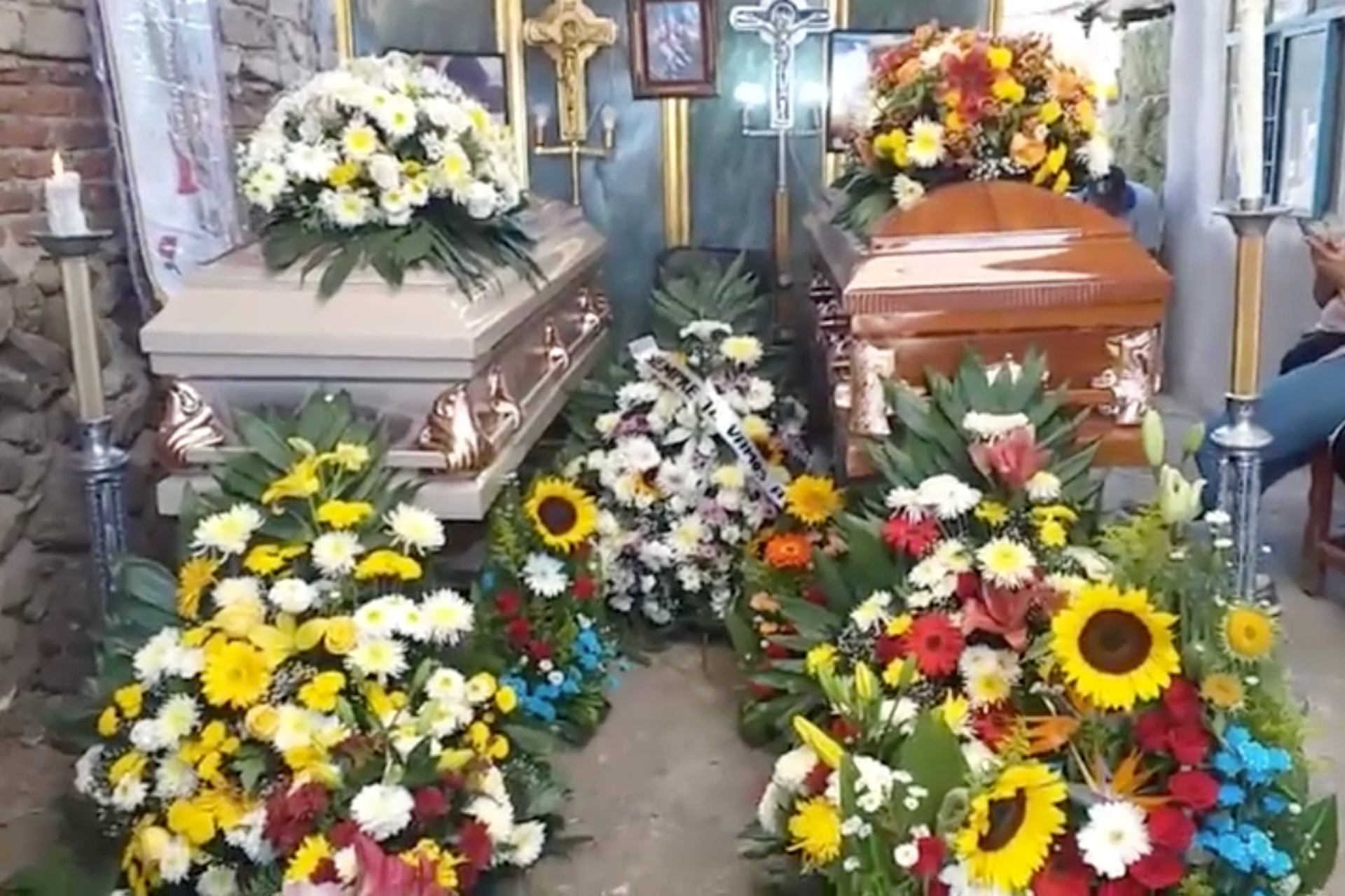 Con música, velan a los integrantes de Los Chuparrecio en Celaya