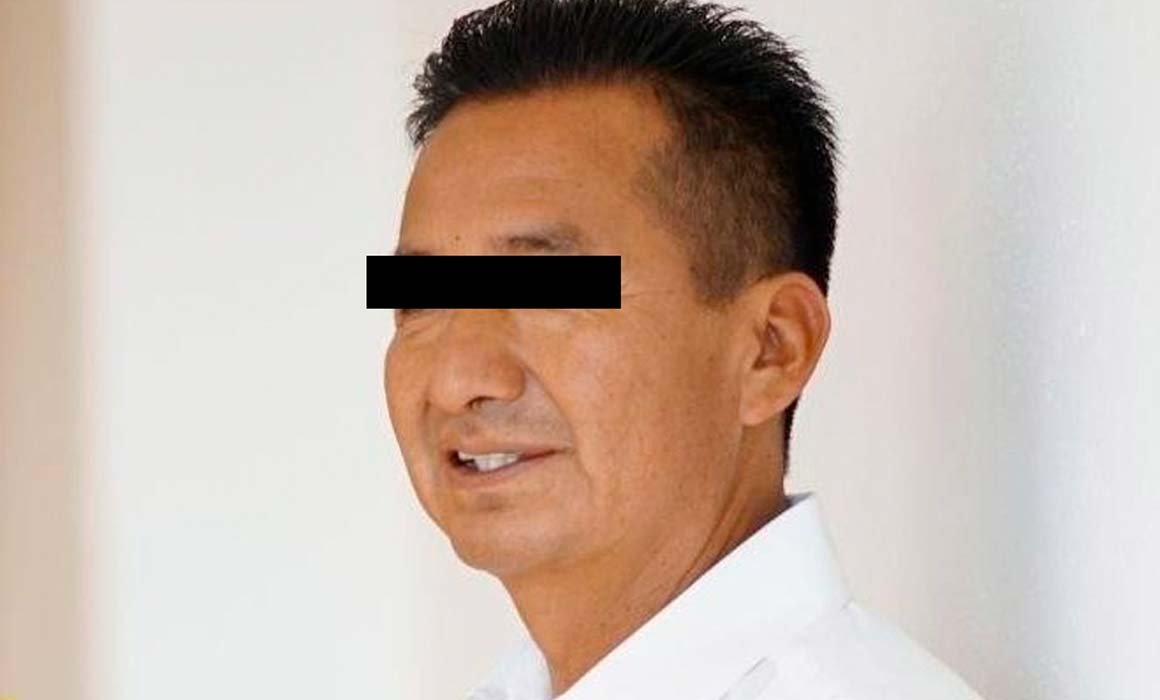 Detienen a Vicente Charrez por accionar arma frente a comandancia en Hidalgo