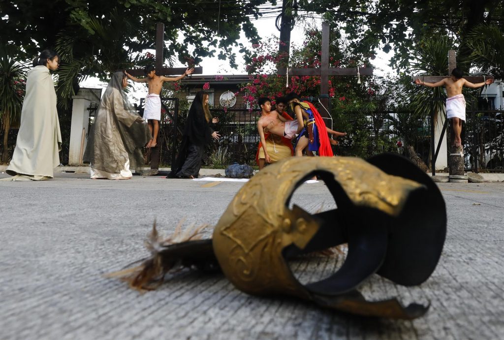 El fervor y la sangre vuelven a Filipinas en Semana Santa, tras la pandemia - 39efe8dc9c916247f695410897d0039955bee435w-1024x691