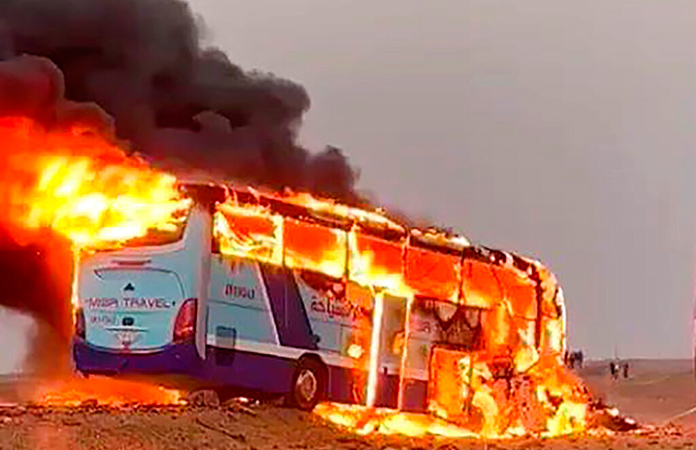 Accidente en Egipto deja al menos 10 muertos, entre ellos cinco turistas Accidente en Egipto deja al menos 10 muertos, entre ellos cinco turistas