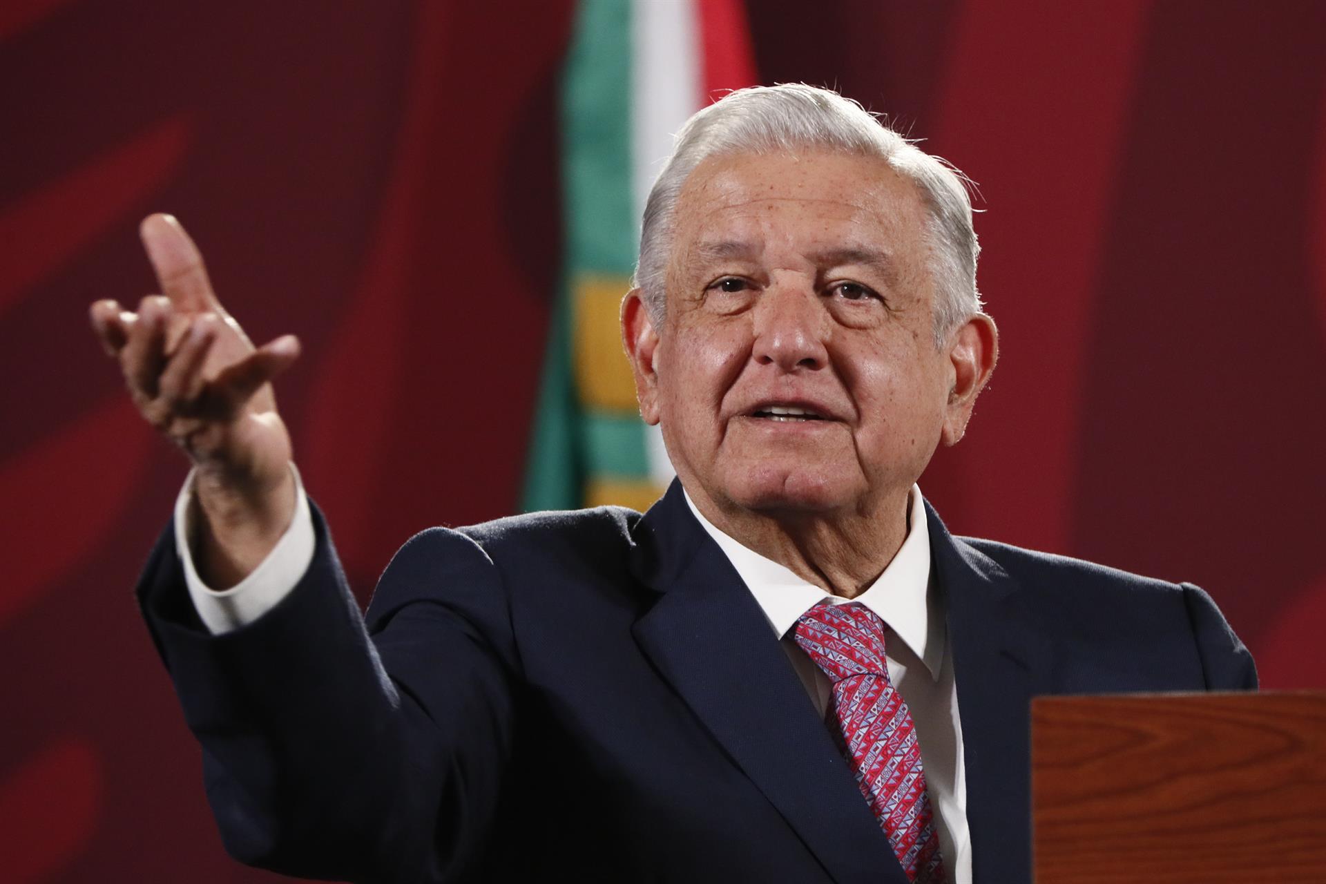 AMLO escribirá “Viva Zapata” en su boleta para Revocación de Mandato AMLO escribirá “Viva Zapata” en su boleta para Revocación de Mandato