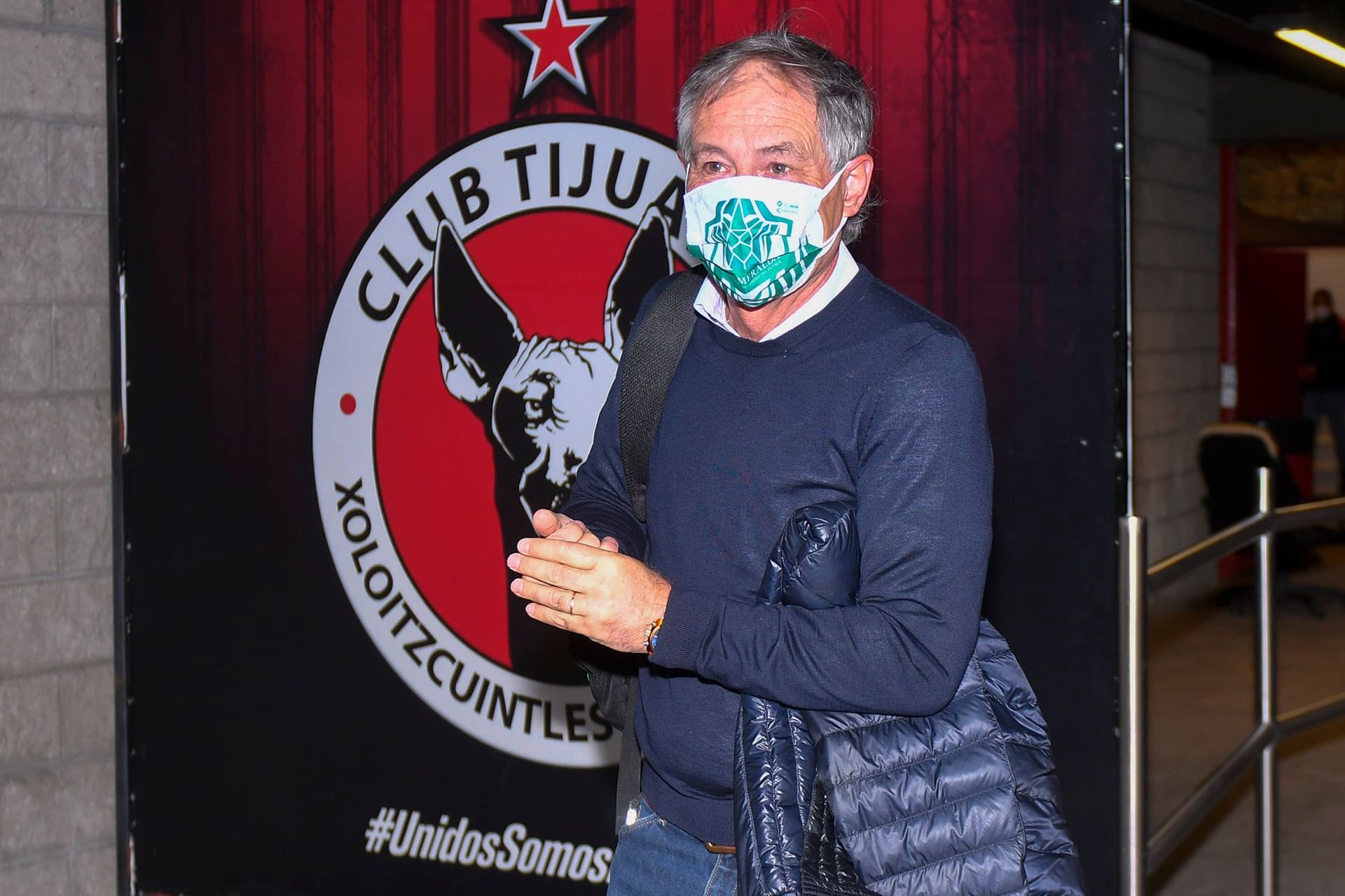 Ariel Holan renuncia a la dirección técnica del León