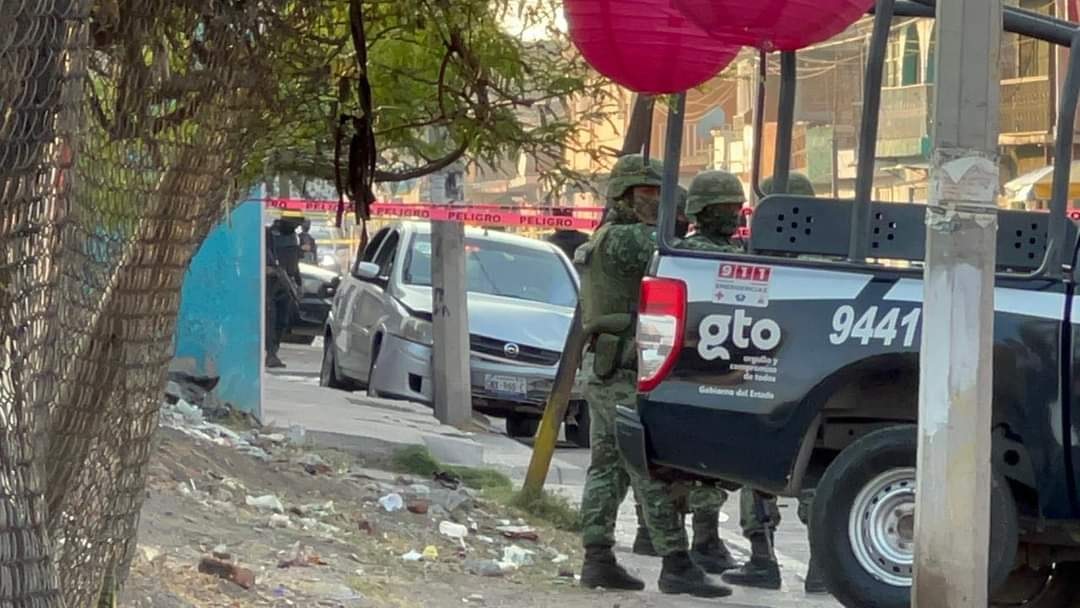 Asesinan en Irapuato a comandante de la Policía Municipal Asesinan en Irapuato a comandante de la Policía Municipal