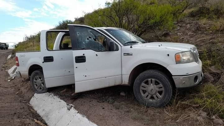 Delegado del INM, una de las víctimas de ataque armado en carretera de Chihuahua