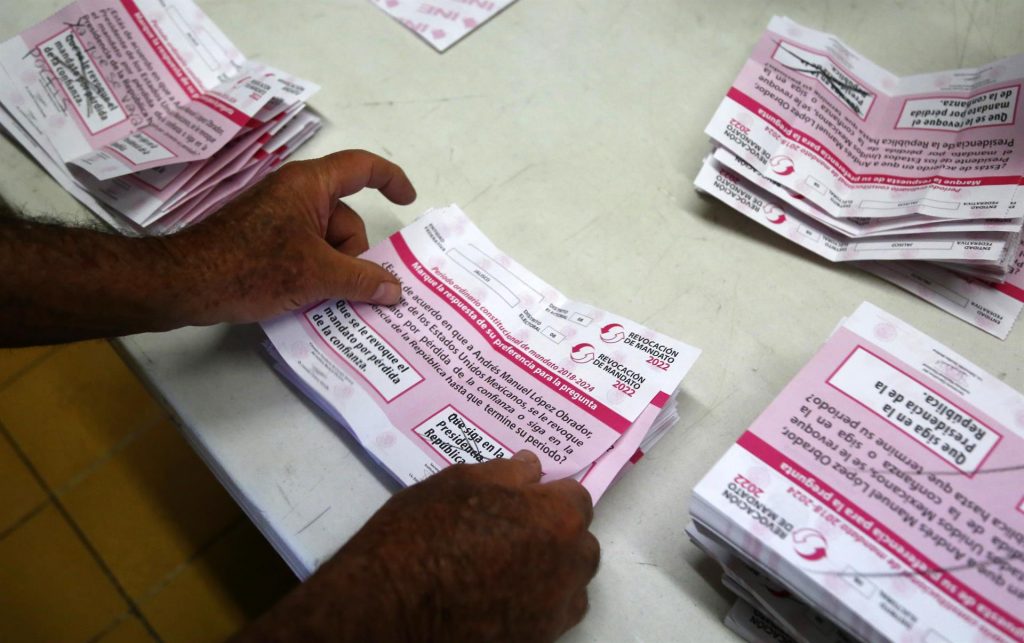 Posponen en la Cámara de Diputados la reforma para adelantar la revocación de mandato a 2027