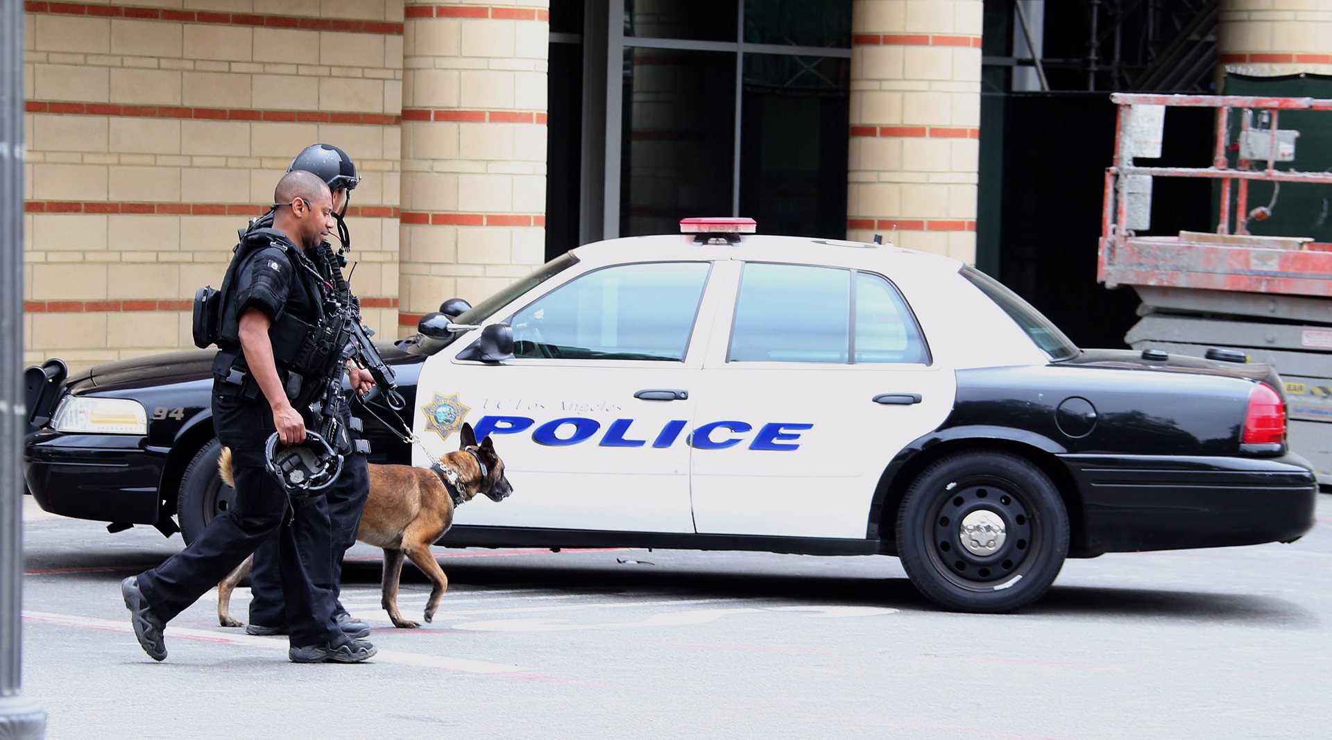 Detienen a tercer sospechoso por tiroteo que dejó 6 muertos en California Detienen a tercer sospechoso por tiroteo que dejó 6 muertos en California