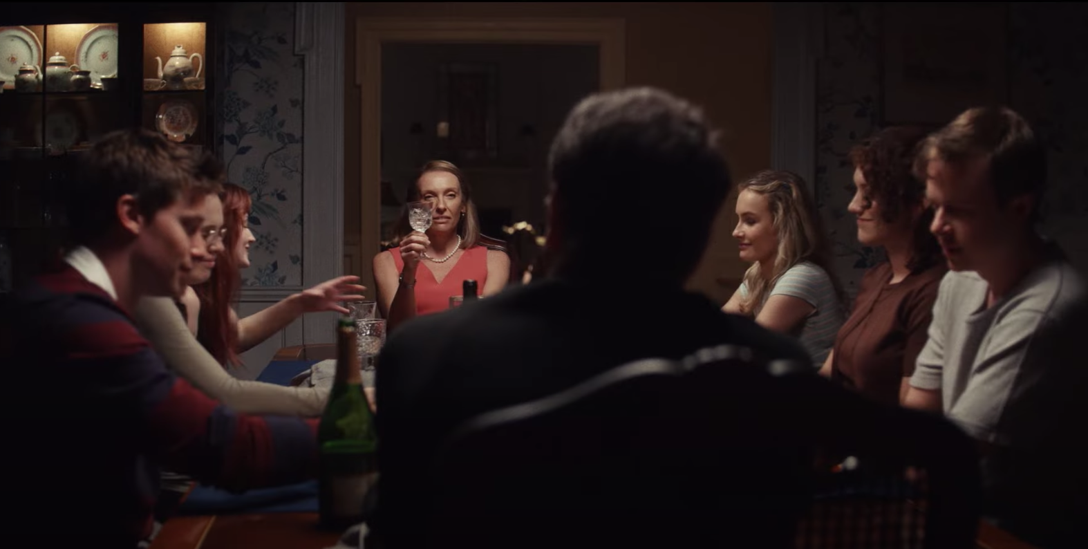 #Video Presentan el tráiler de la miniserie ‘La escalera’