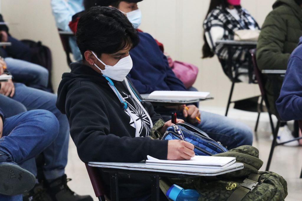 Este lunes regresan a clases 35.5 millones de estudiantes: SEP - clases-de-nivel-medio-superior-1024x683