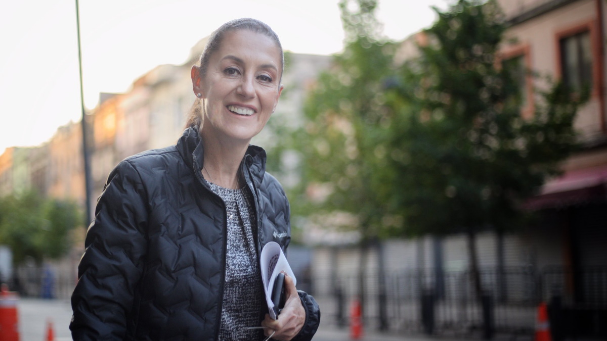 Sheinbaum respalda propuesta de consulta popular para denunciar a diputados