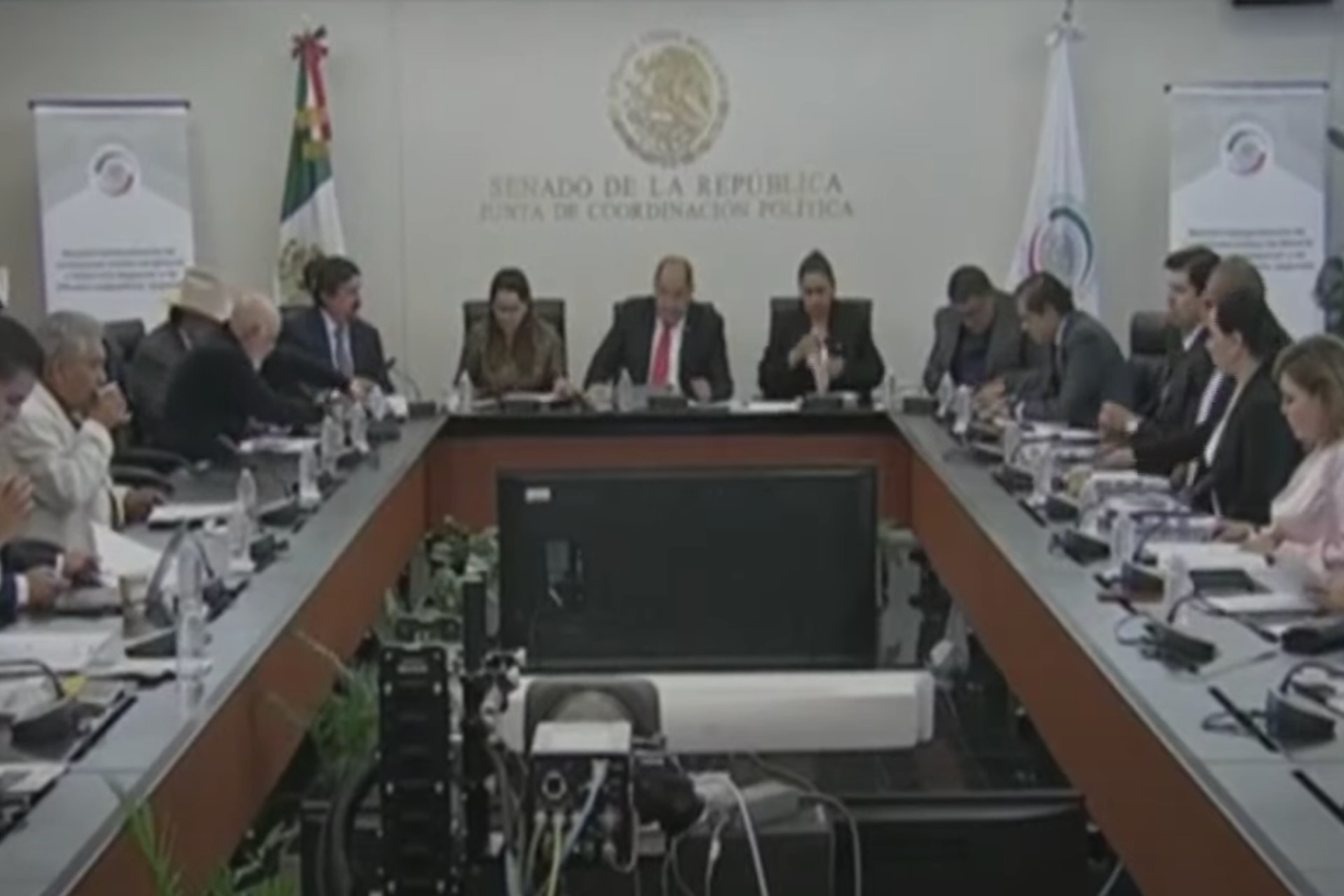 Inicia en Comisiones del Senado debate sobre reformas a Ley Minera Inicia en Comisiones del Senado debate sobre reformas a Ley Minera