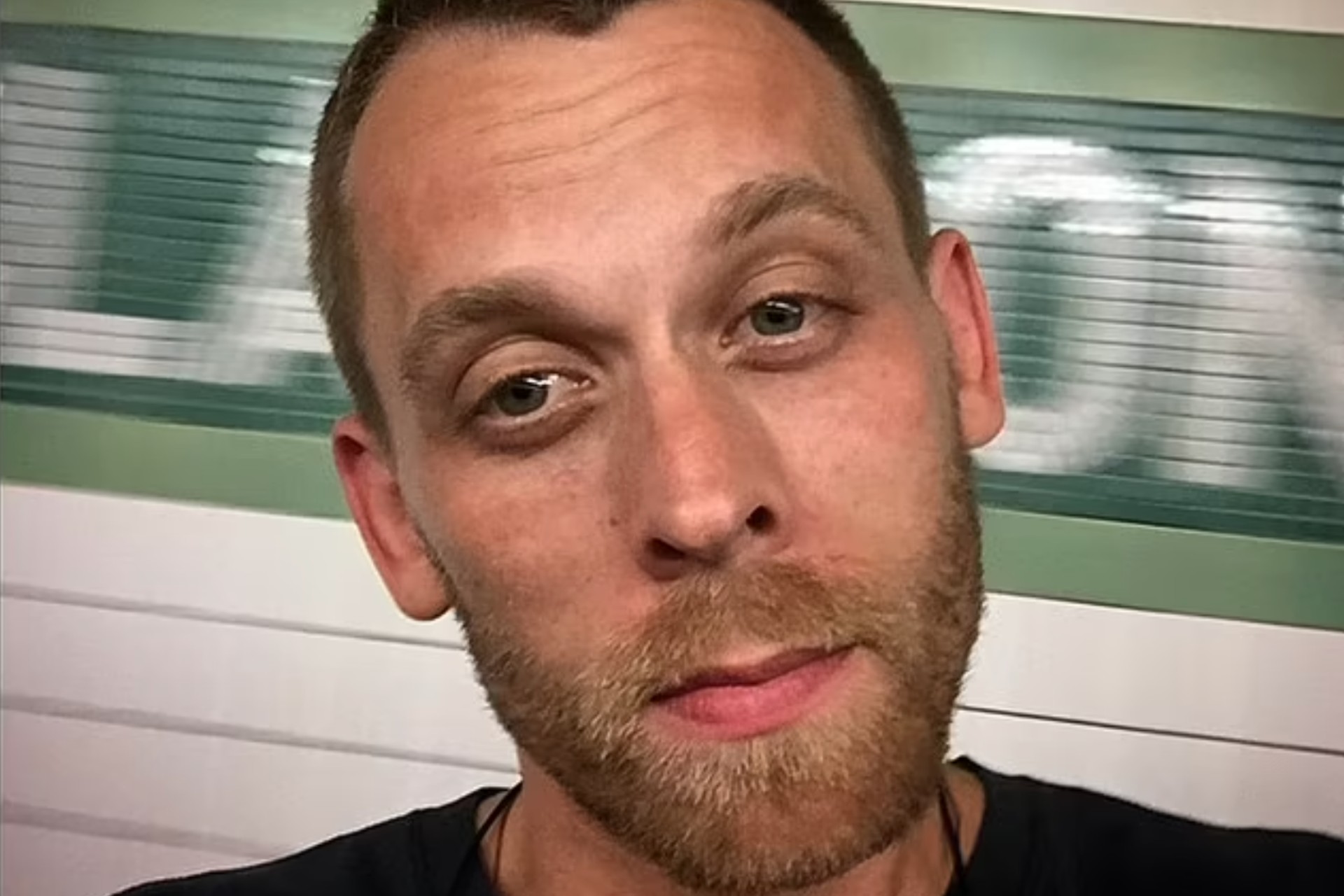 Detenido hijo del escritor Paul Auster por caso de muerte por sobredosis de su hija Detenido hijo del escritor Paul Auster por caso de muerte por sobredosis de su hija