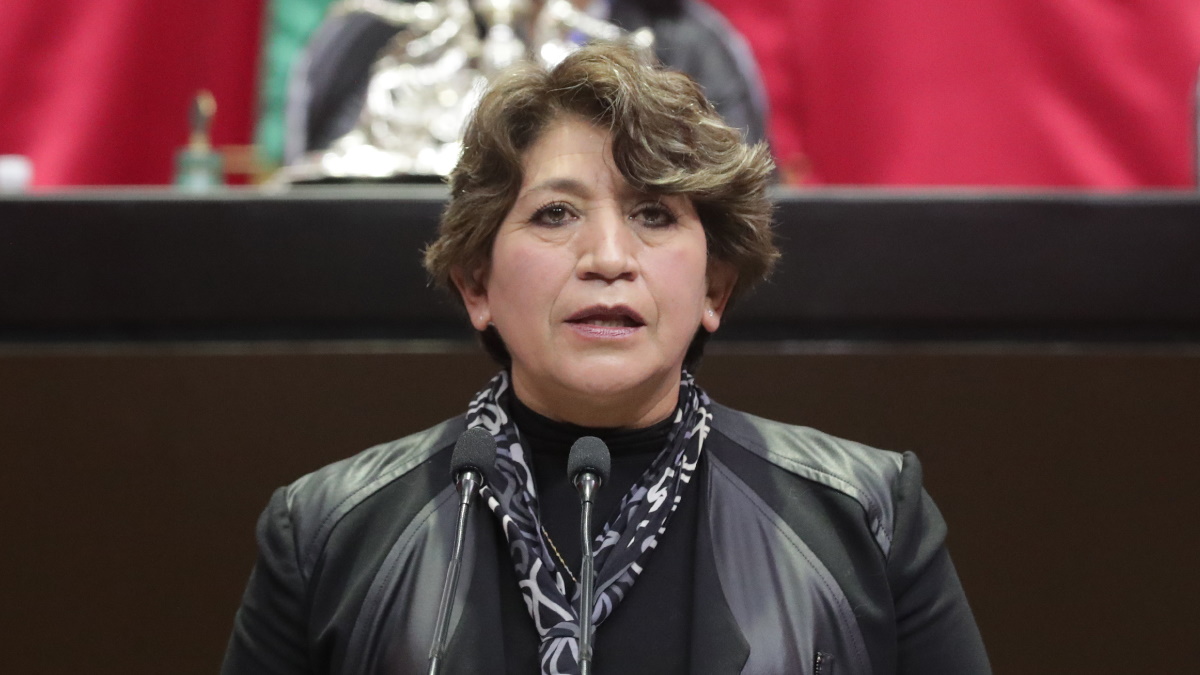 Delfina Gómez comparece ante diputados por Escuelas de Tiempo Completo