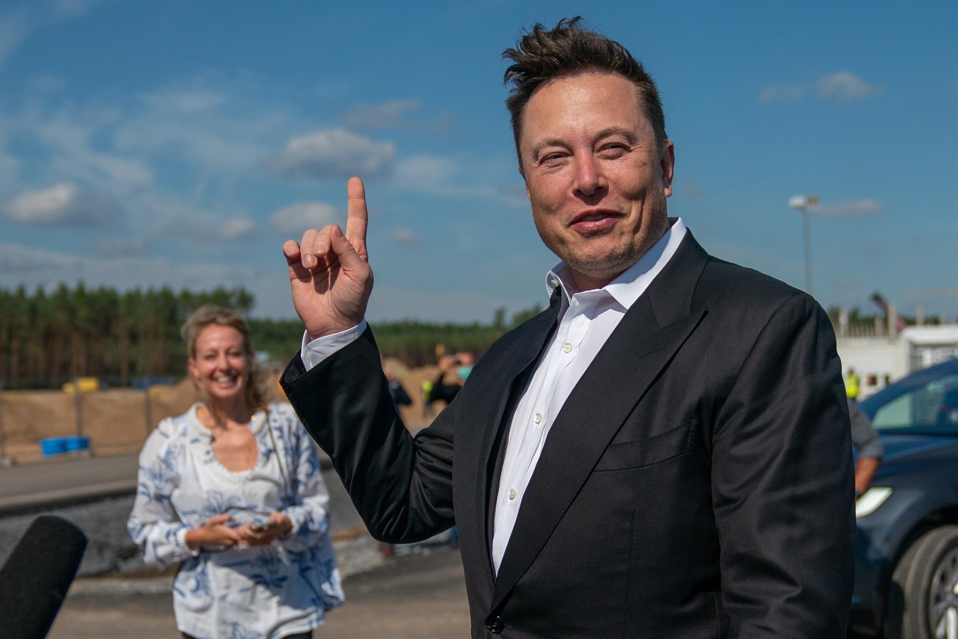 Elon Musk encabeza la lista Forbes de los más ricos del mundo Elon Musk encabeza la lista Forbes de los más ricos del mundo