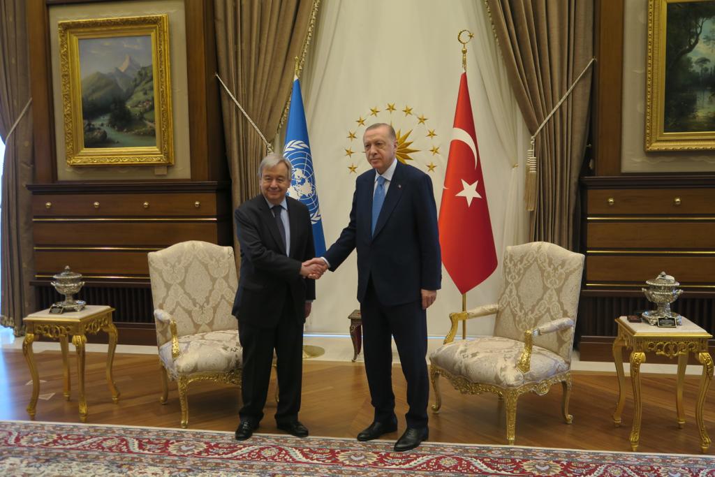 Guterres respalda mediación turca en Ucrania antes de ir a Moscú y Kiev