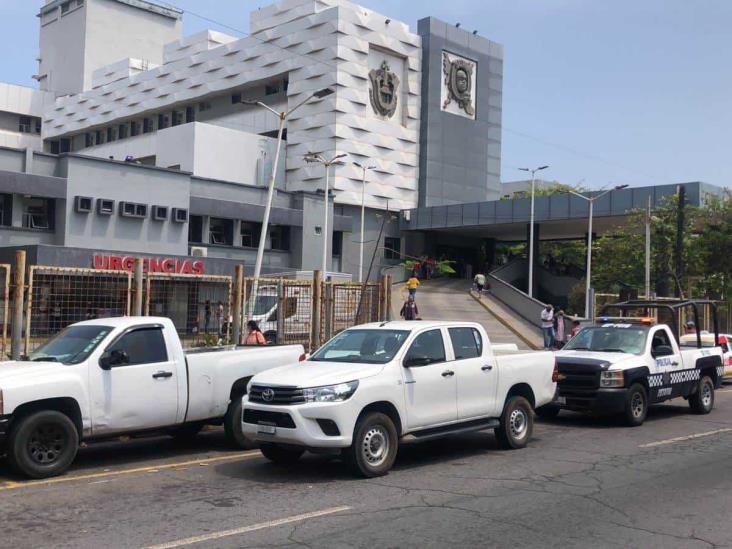 Sujetos armados se llevan a la fuerza a hombre herido en Hospital de Veracruz Sujetos armados se llevan a la fuerza a hombre herido en Hospital de Veracruz