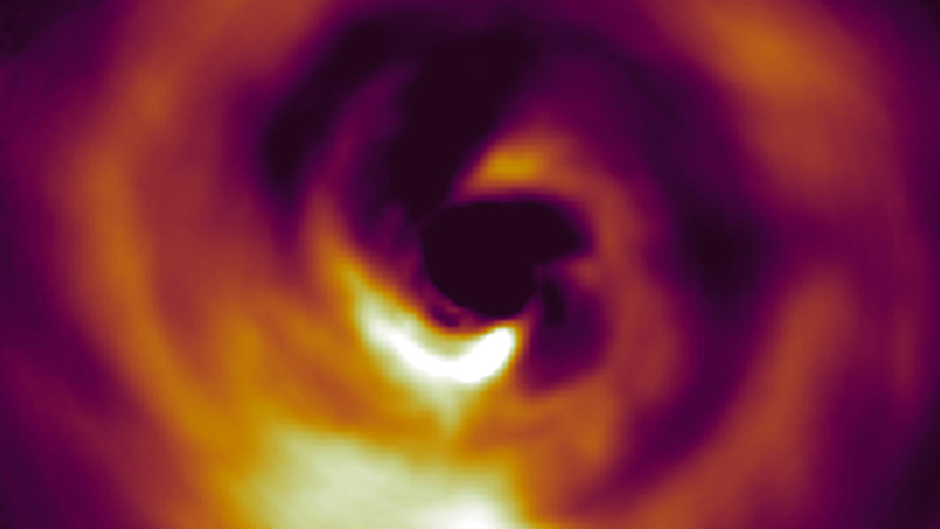 Descubren el planeta en vías de formación más joven Descubren el planeta en vías de formación más joven