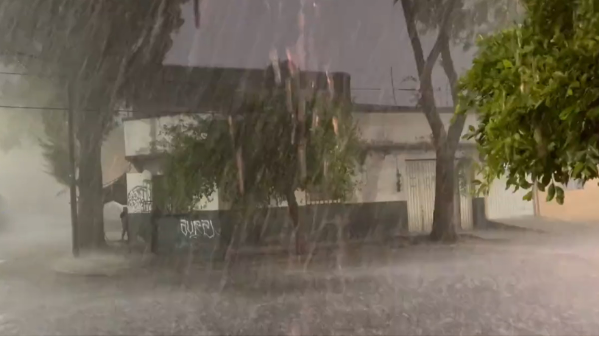 Lluvia intensa en el centro y norte de la Ciudad de México
