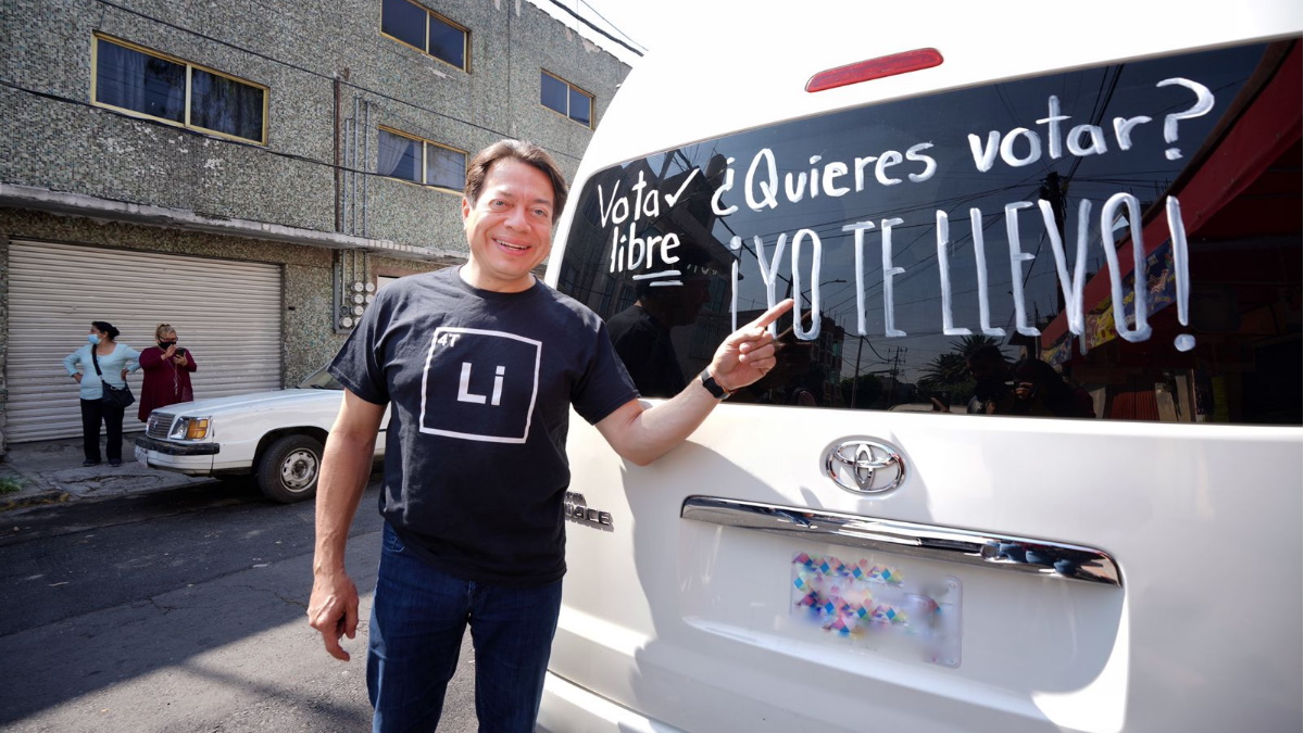 Mario Delgado ofrece traslado a ciudadanos para participar en la Revocación de Mandato