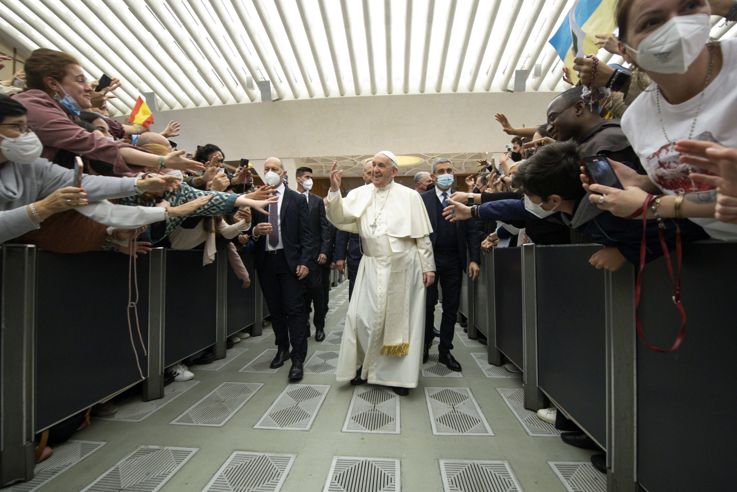 Posible encuentro del papa y Kirill en Jerusalén genera debate