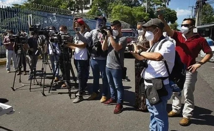 CIDH señala “riesgos de criminalización” de la prensa en El Salvador por nuevas reformas
