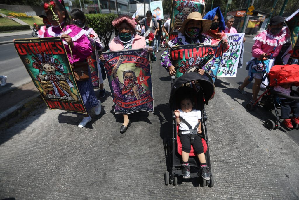 Pueblos originarios marchan en la Ciudad de México en defensa del agua - pueblos-originarios-marchan-en-la-ciudad-de-mexico-en-defensa-del-agua-1-1024x683