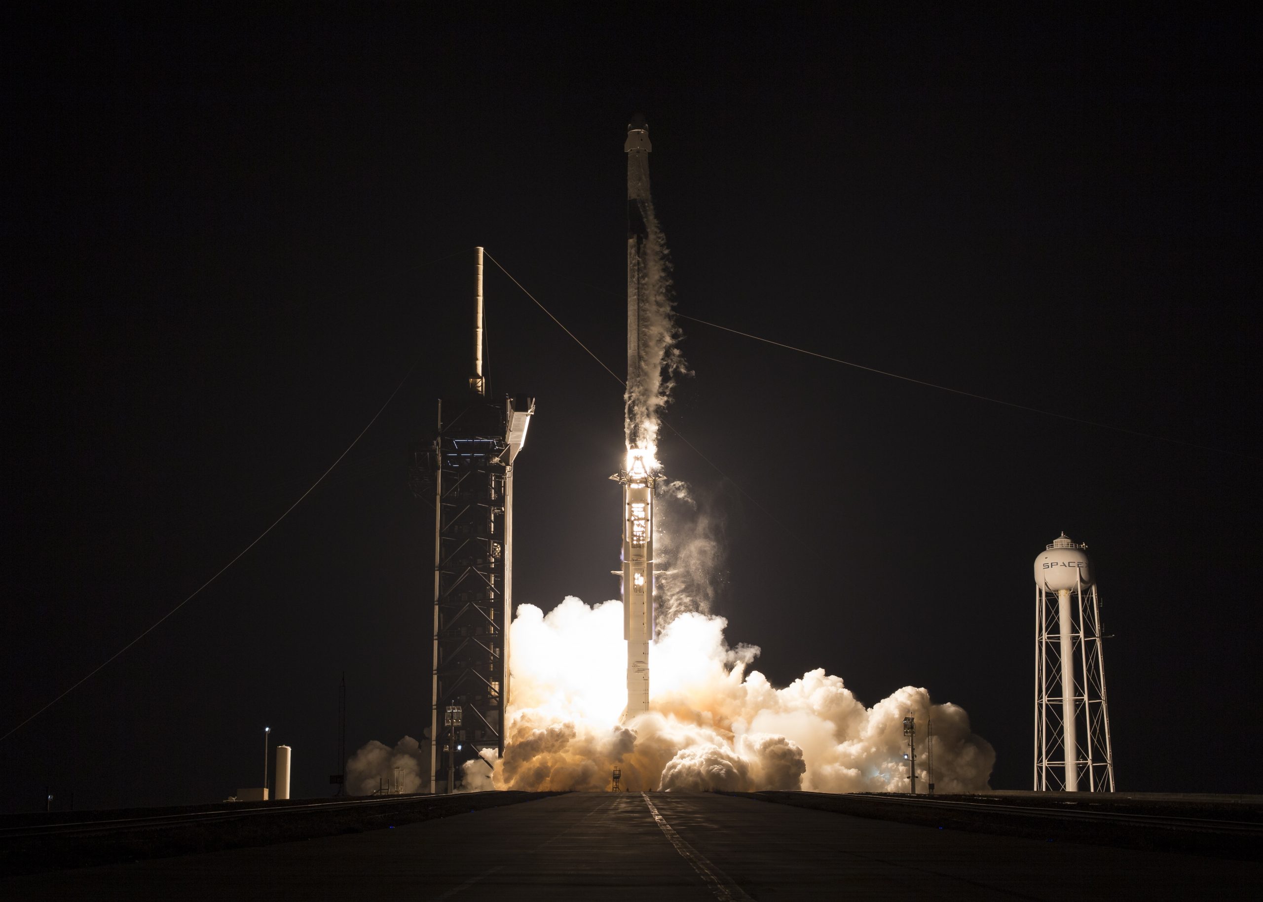SpaceX amplía red de internet espacial con nueva tanda de satélites SpaceX amplía red de internet espacial con nueva tanda de satélites