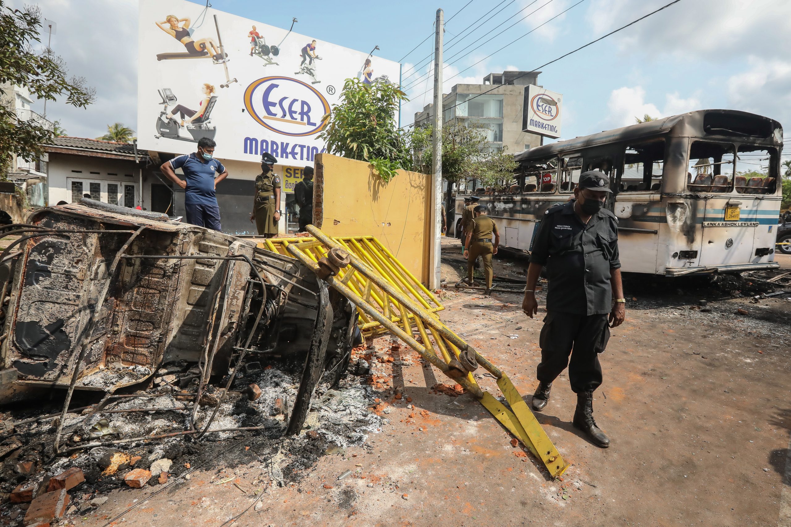 Sri Lanka declara estado de emergencia tras disturbios por crisis económica